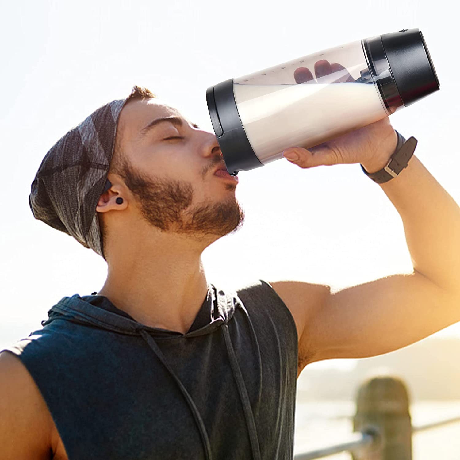 Lithium Polymer Battery Electric Shaker Bottle Perfect for Protein